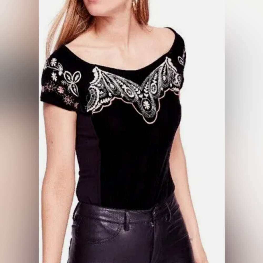 Free People Blouse Size Small Petite Black Velvet Embroidered Party Train